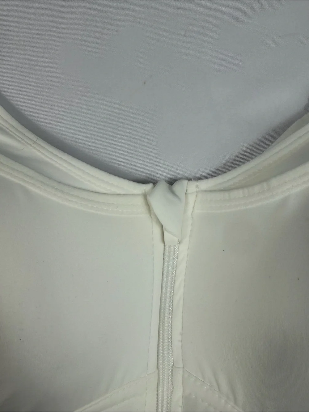 RosyLift White Front Zip Support Bra Size L 2.0 NWT Adjustable Straps